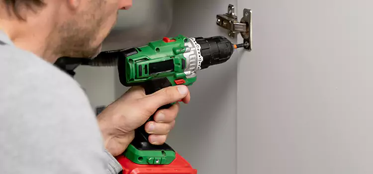 Commercial Door Hinge Repair Detroit