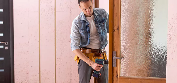 Door Glass Replacement Detroit